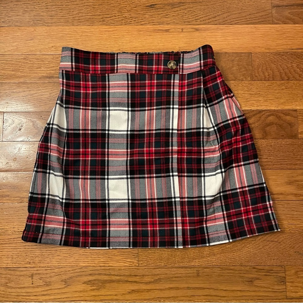 Copper Key Plaid Skirt in Red, Black, and White